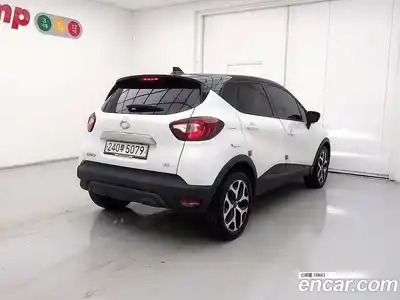 Renault QM3 2018 1.5 Автомат в Москве № 185748, миниатюра 3