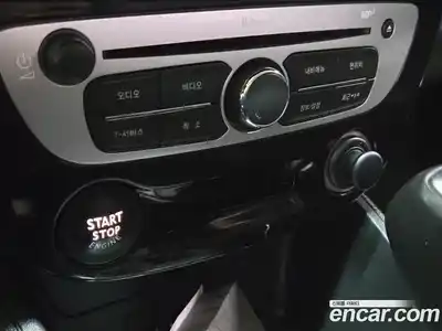 Renault SM3 2017 Автомат в Москве № 185938, миниатюра 12