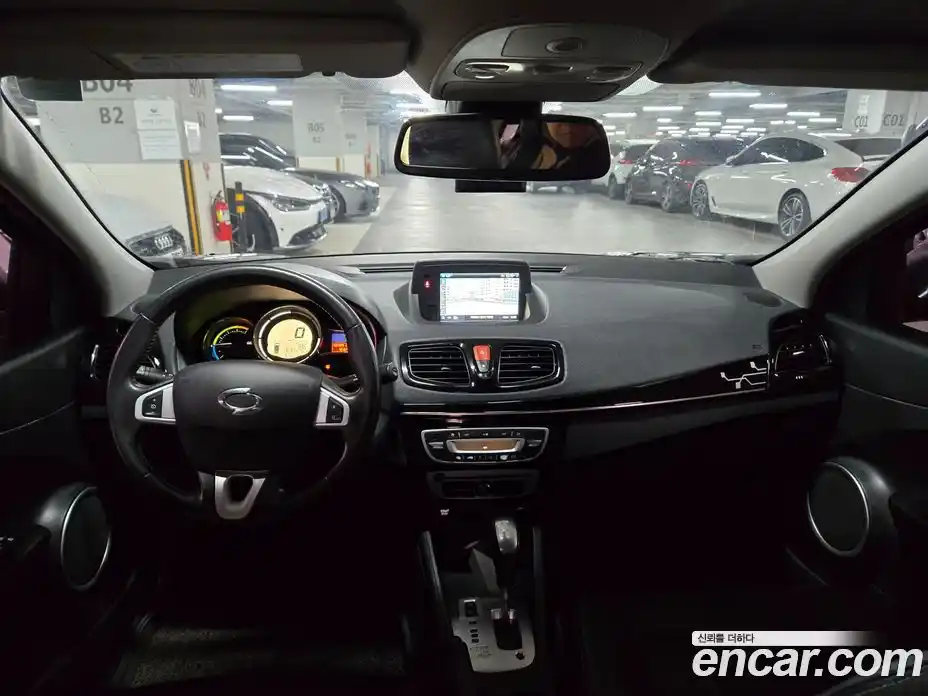 Renault SM3 2017 Автомат в Москве № 185938, фото 6