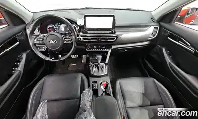 Kia Seltos 2022 1.6 Автомат в Москве № 19015, миниатюра 7