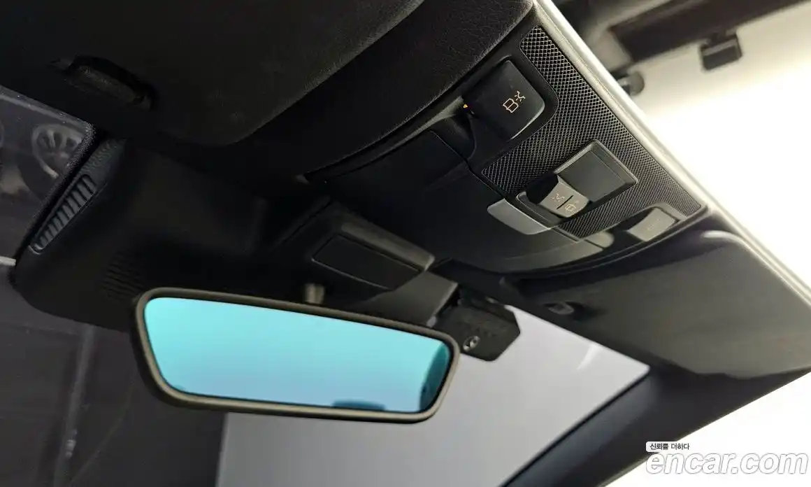 Mercedes-Benz C-Class 2017 2.0 Автомат в Москве № 192029, фото 16