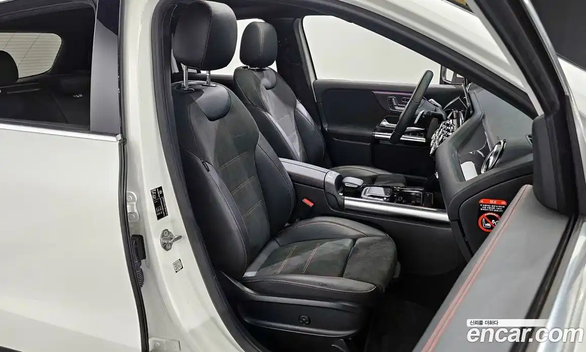 Mercedes-Benz GLA-Class 2021 2.0 Автомат в Москве № 192092, фото 12