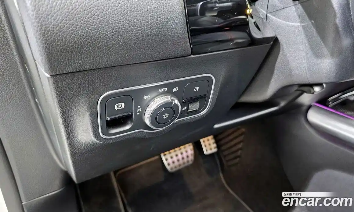 Mercedes-Benz GLA-Class 2021 2.0 Автомат в Москве № 192092, фото 15