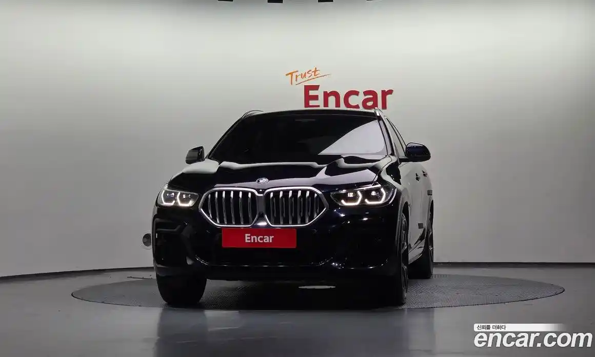 BMW X6 2023 3.0 Автомат в Москве № 192311, фото 3