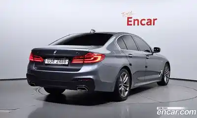 BMW 5-Series 2018 2.0 Автомат в Москве № 193339, миниатюра 2