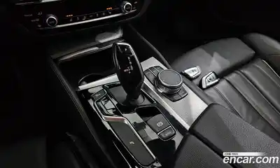 BMW 5-Series 2018 2.0 Автомат в Москве № 193339, миниатюра 9