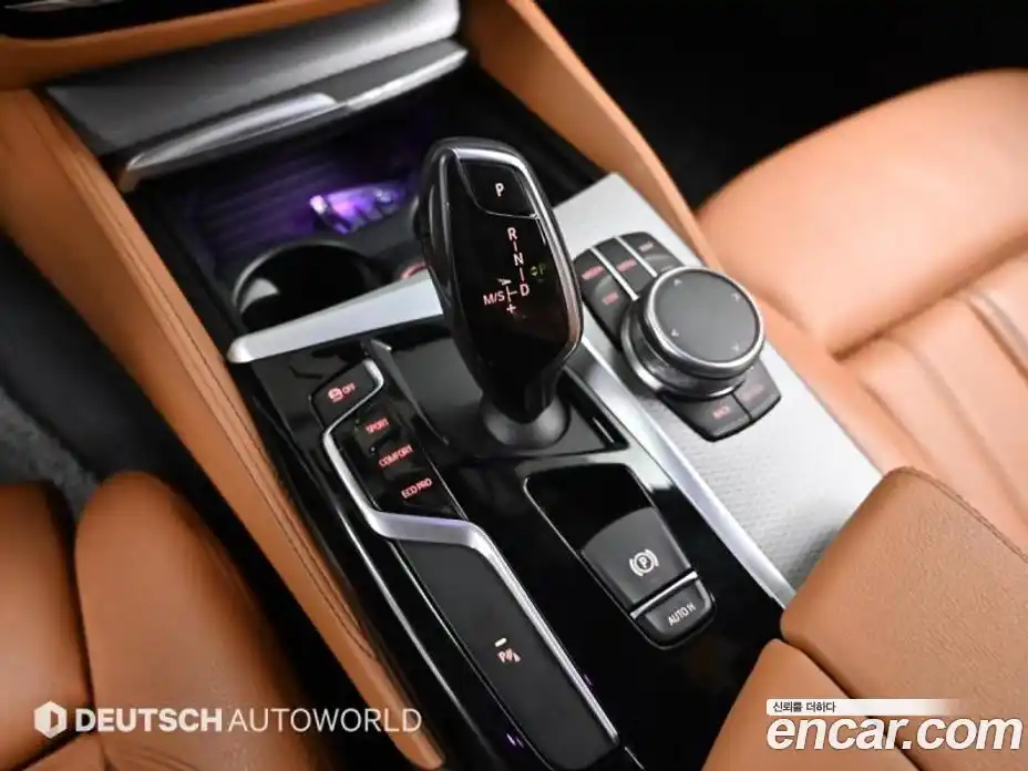 BMW 5-Series 2017 2.0 Автомат в Москве № 193381, фото 9