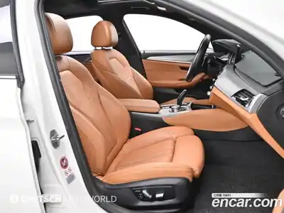 BMW 5-Series 2017 2.0 Автомат в Москве № 193381, миниатюра 10