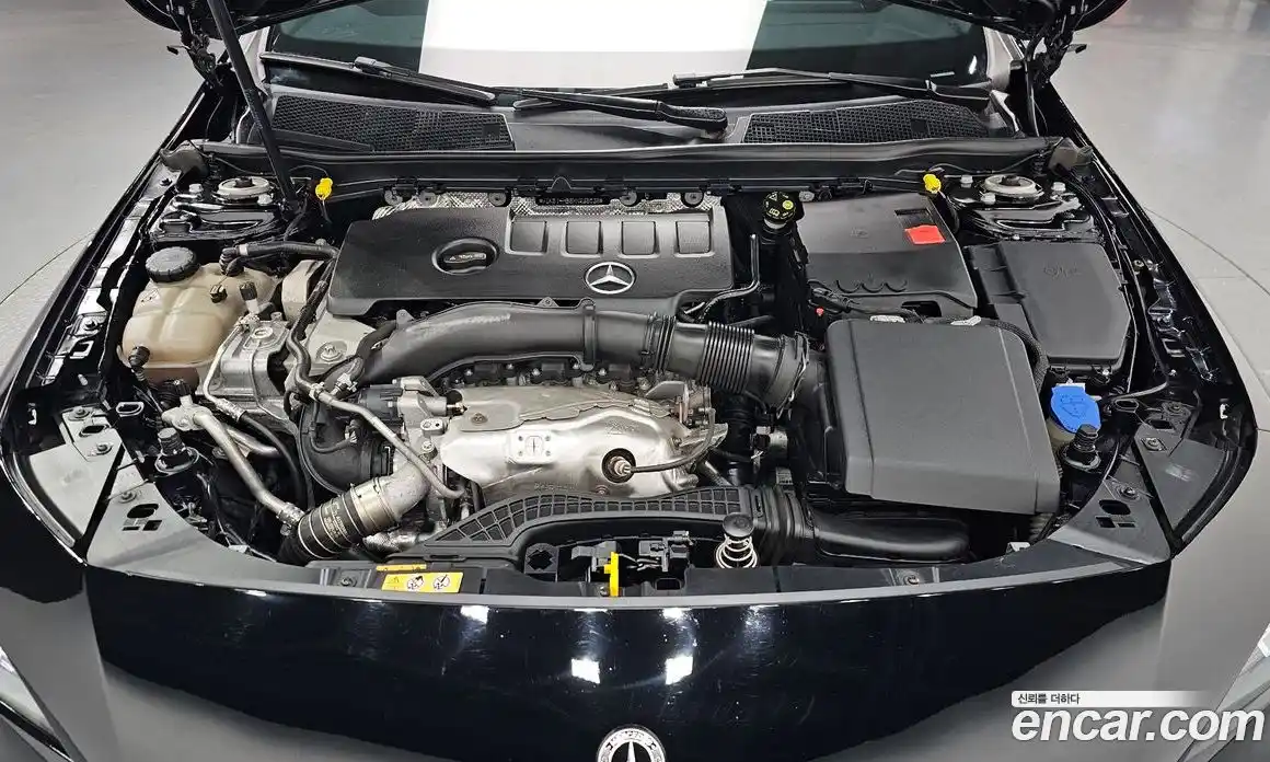 Mercedes-Benz CLA-Class 2021 2.0 Автомат в Москве № 193983, фото 6