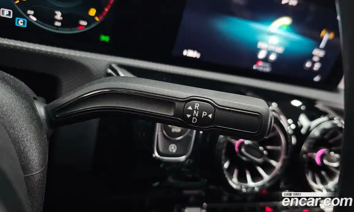 Mercedes-Benz CLA-Class 2021 2.0 Автомат в Москве № 193983, фото 9