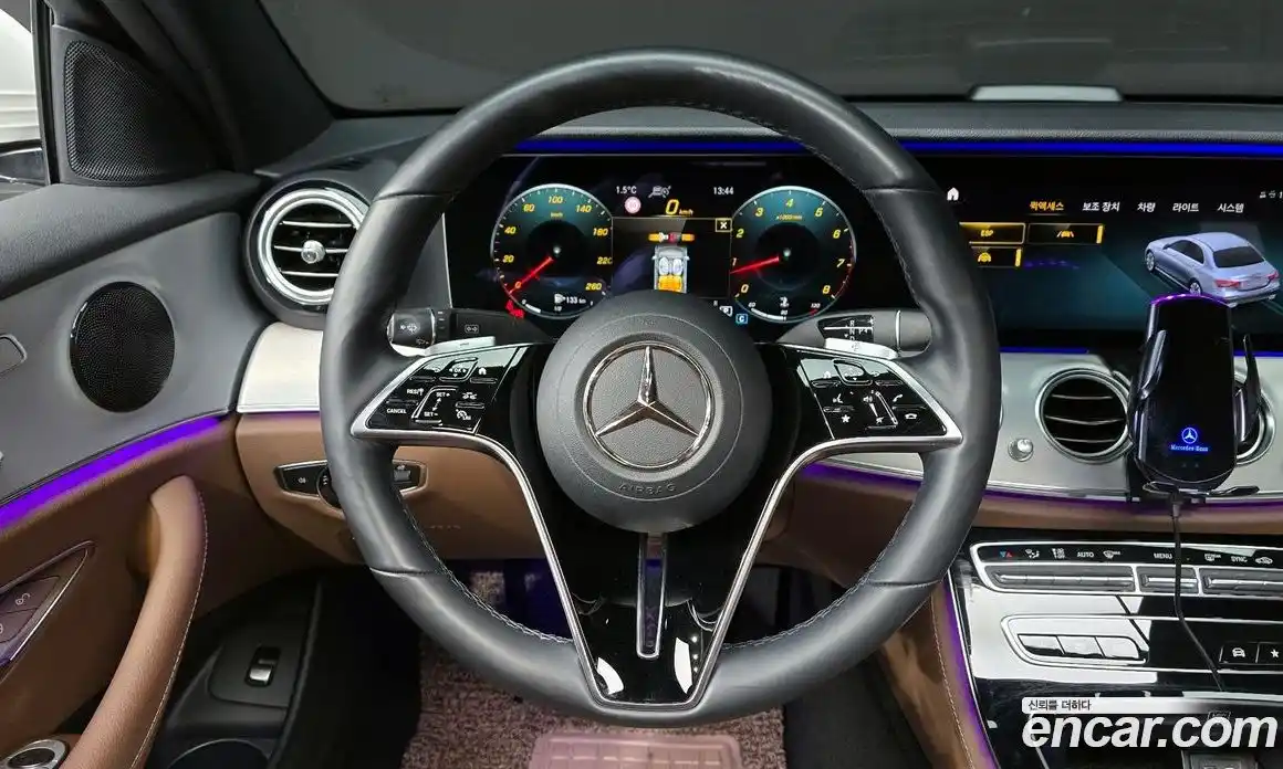 Mercedes-Benz E-Class 2021 2.0 Автомат в Москве № 194155, фото 13