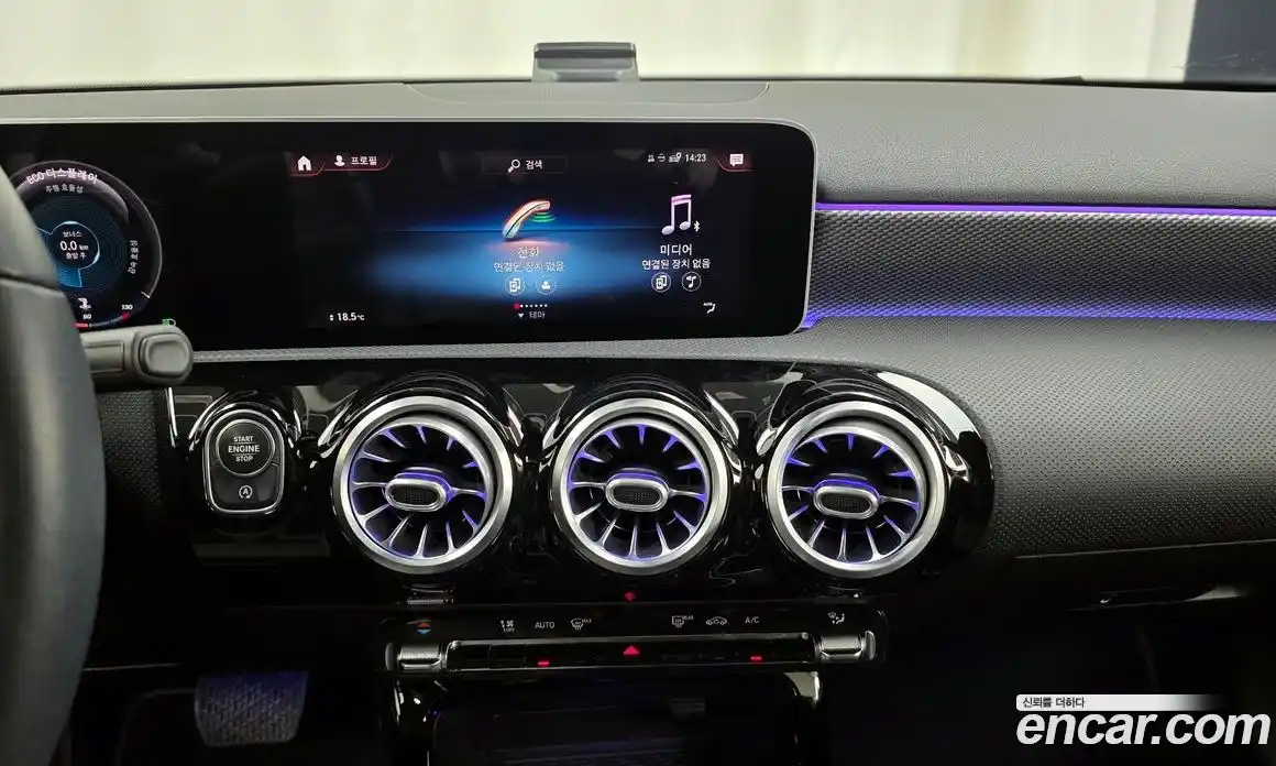 Mercedes-Benz A-Class 2020 2.0 Автомат в Москве № 195392, фото 14