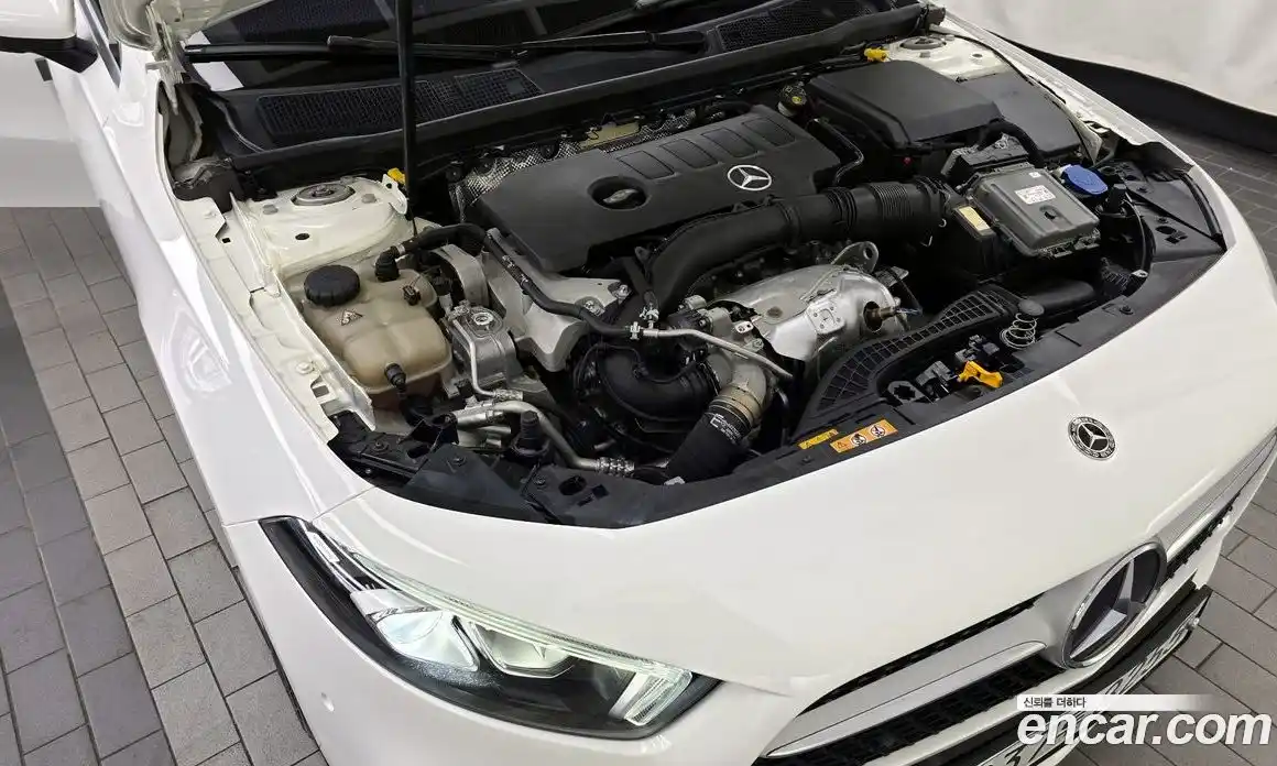 Mercedes-Benz A-Class 2020 2.0 Автомат в Москве № 195392, фото 6