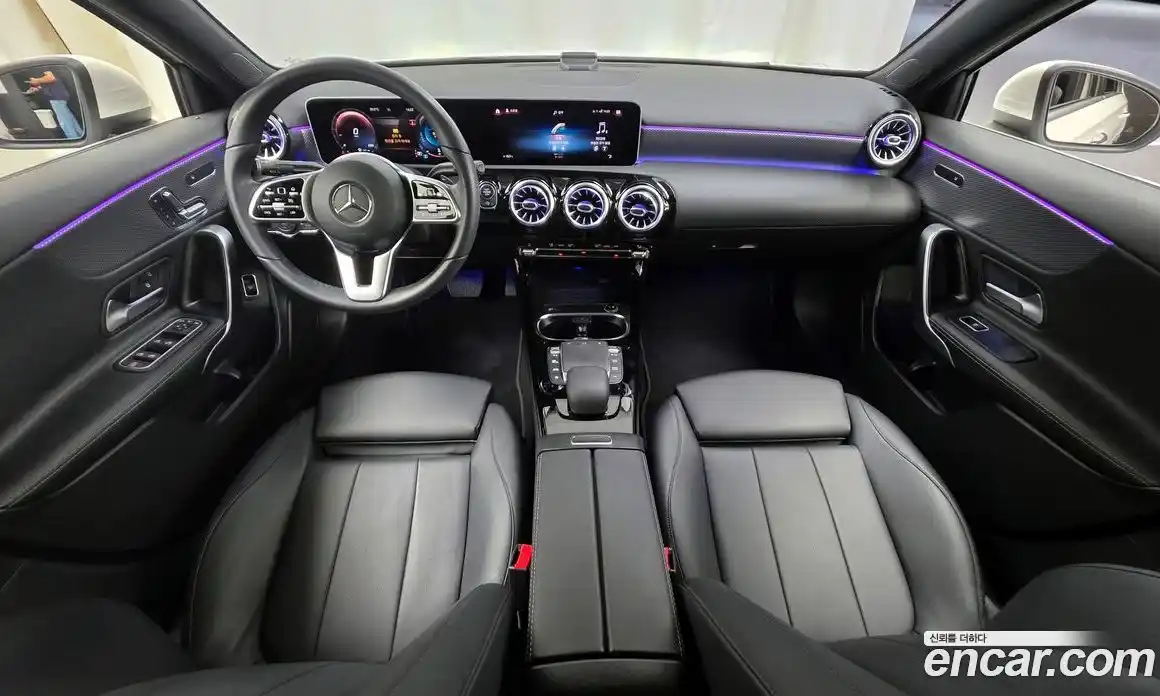 Mercedes-Benz A-Class 2020 2.0 Автомат в Москве № 195392, фото 7