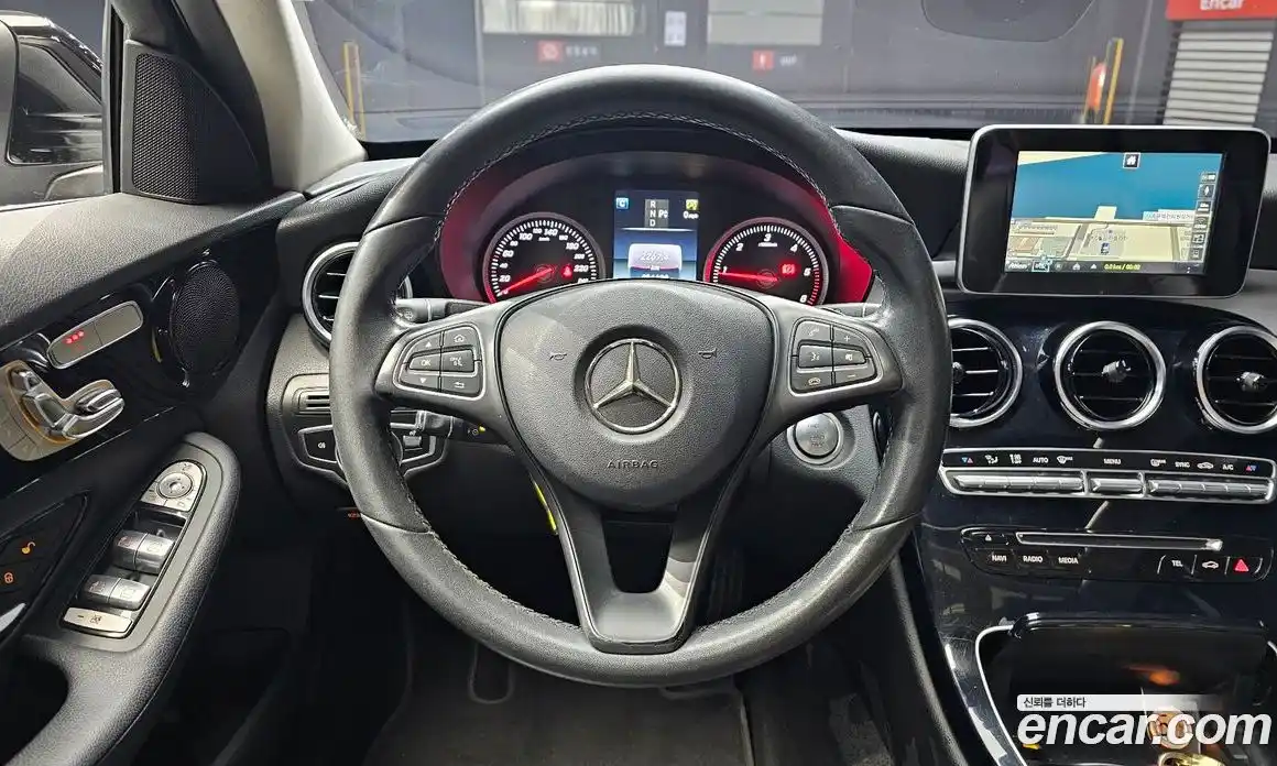 Mercedes-Benz C-Class 2017 1.6 Автомат в Москве № 195444, фото 13