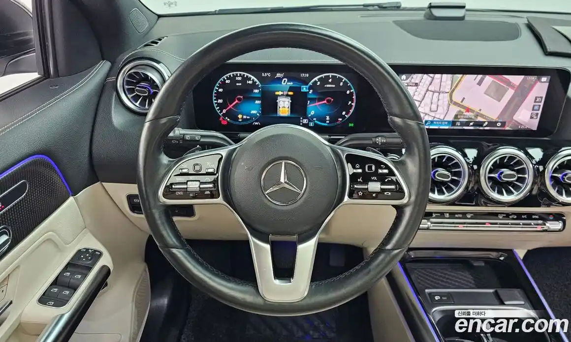 Mercedes-Benz GLA-Class 2021 2.0 Автомат в Москве № 195709, фото 13