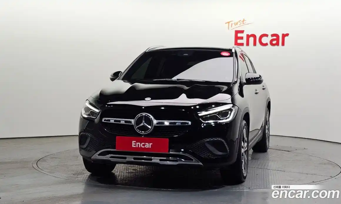 Mercedes-Benz GLA-Class 2021 2.0 Автомат в Москве № 195709, фото 3