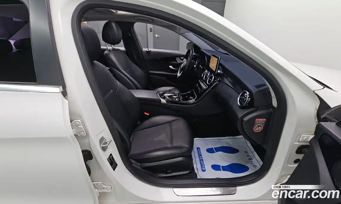 Mercedes-Benz C-Class 2016 2.0 Автомат в Москве № 195729, фото 12