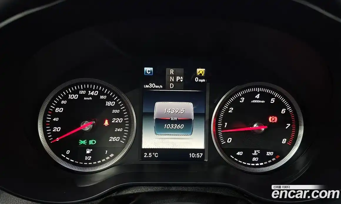 Mercedes-Benz C-Class 2016 2.0 Автомат в Москве № 195729, фото 8