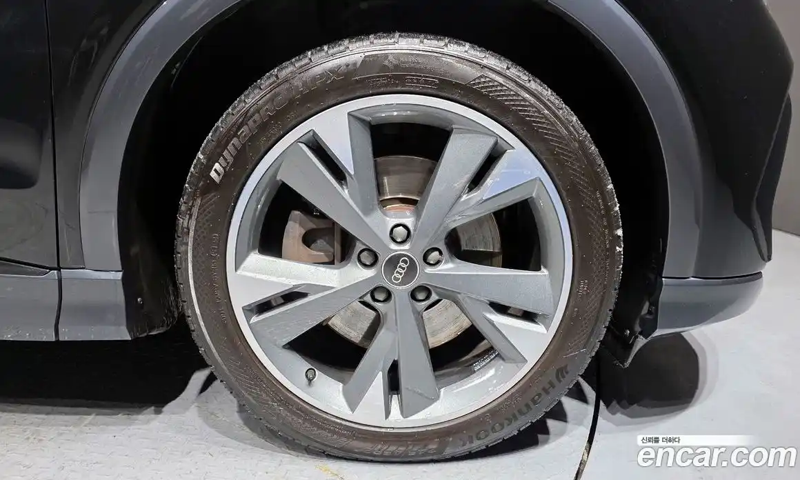 Audi Q4 e-tron 2022 0.2 Автомат в Москве № 196616, фото 5