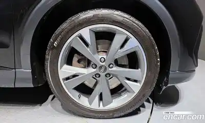 Audi Q4 e-tron 2022 0.2 Автомат в Москве № 196616, миниатюра 5