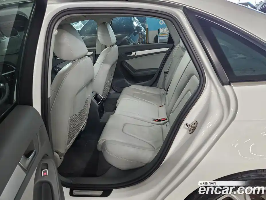 Audi A4 2015 2.0 Автомат в Москве № 196776, фото 11