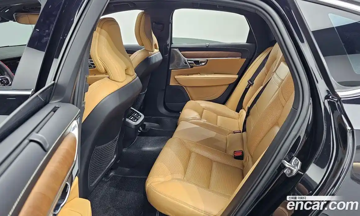 Volvo S90 2019 2.0 Автомат в Москве № 197065, фото 12