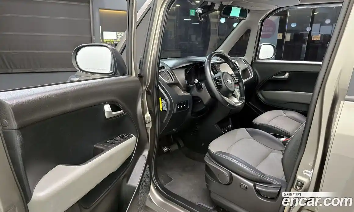 Kia Ray 2021 1.0 Автомат в Москве № 19752, фото 11