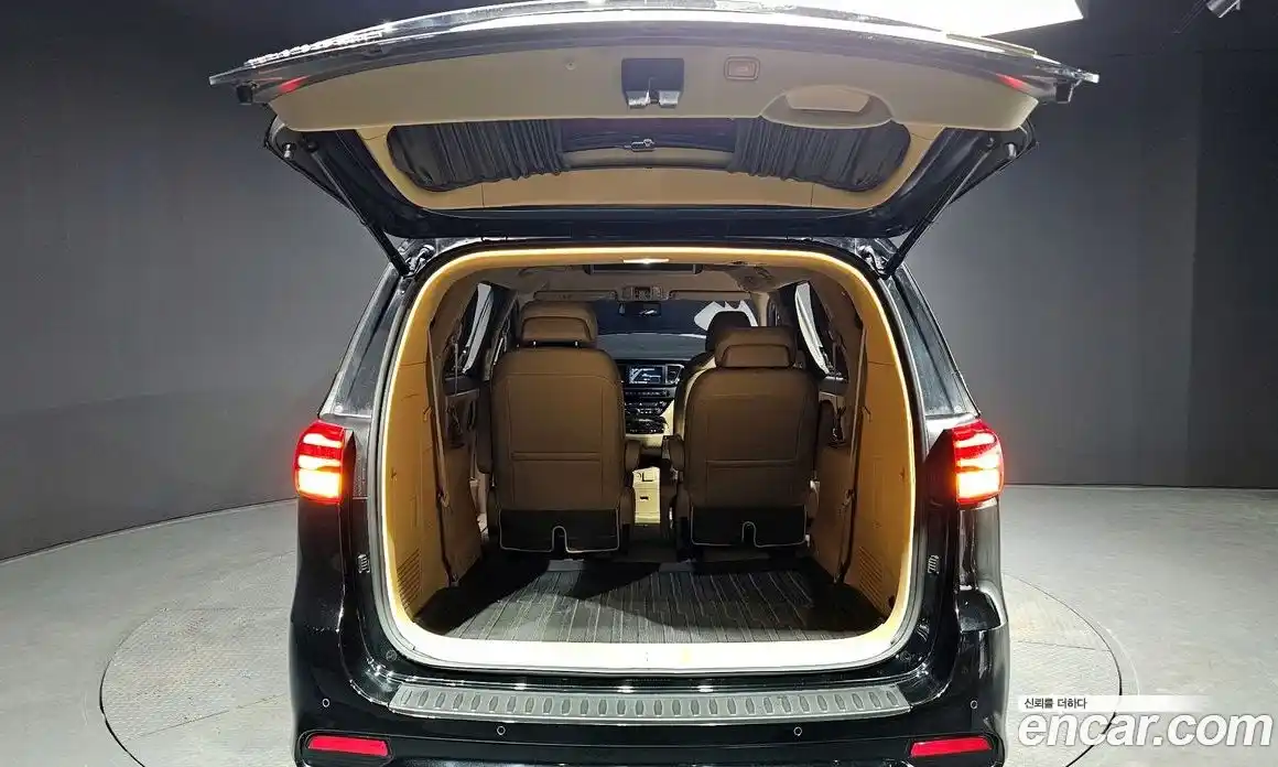 Kia Canival 2019 3.3 Автомат в Москве № 20078, фото 20