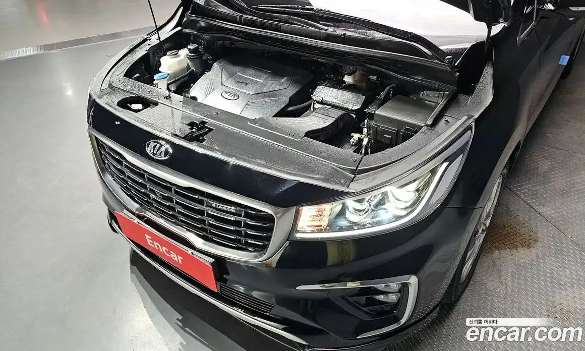 Kia Canival 2019 3.3 Автомат в Москве № 20078, фото 6