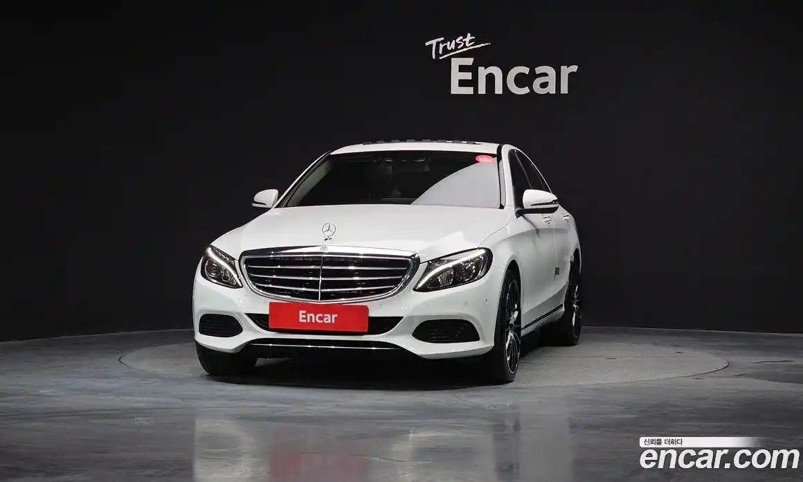 Mercedes-Benz C-Class 2018 2.0 Автомат в Москве № 212287, фото 3