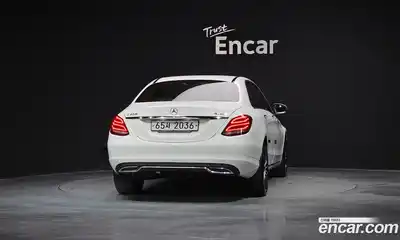 Mercedes-Benz C-Class 2018 2.0 Автомат в Москве № 212287, миниатюра 4