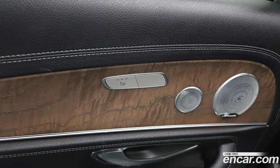 Mercedes-Benz E-Class 2018 2.0 Автомат в Москве № 212292, фото 17