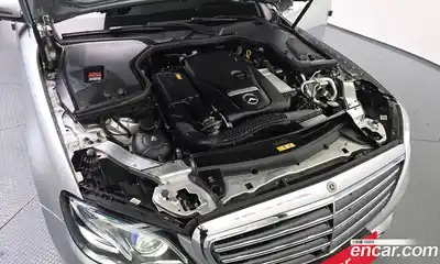 Mercedes-Benz E-Class 2018 2.0 Автомат в Москве № 212292, миниатюра 5