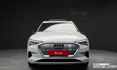 Audi e-tron 2022 0.2 Автомат в Москве № 212456, миниатюра 3
