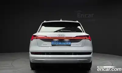 Audi e-tron 2022 0.2 Автомат в Москве № 212456, миниатюра 4