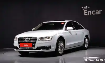 Audi A8, 2015