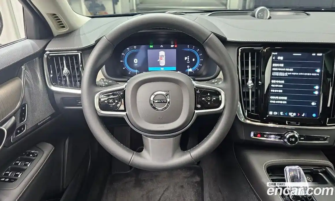 Volvo S90 2025 2.0 Автомат в Москве № 212759, фото 13