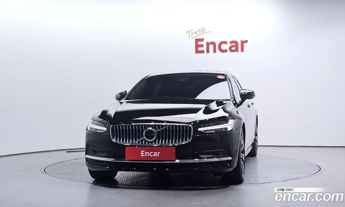 Volvo S90 2025 2.0 Автомат в Москве № 212759, фото 3