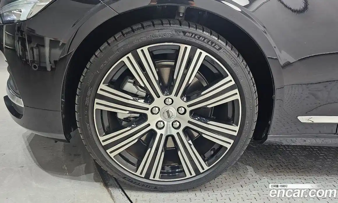 Volvo S90 2025 2.0 Автомат в Москве № 212759, фото 5