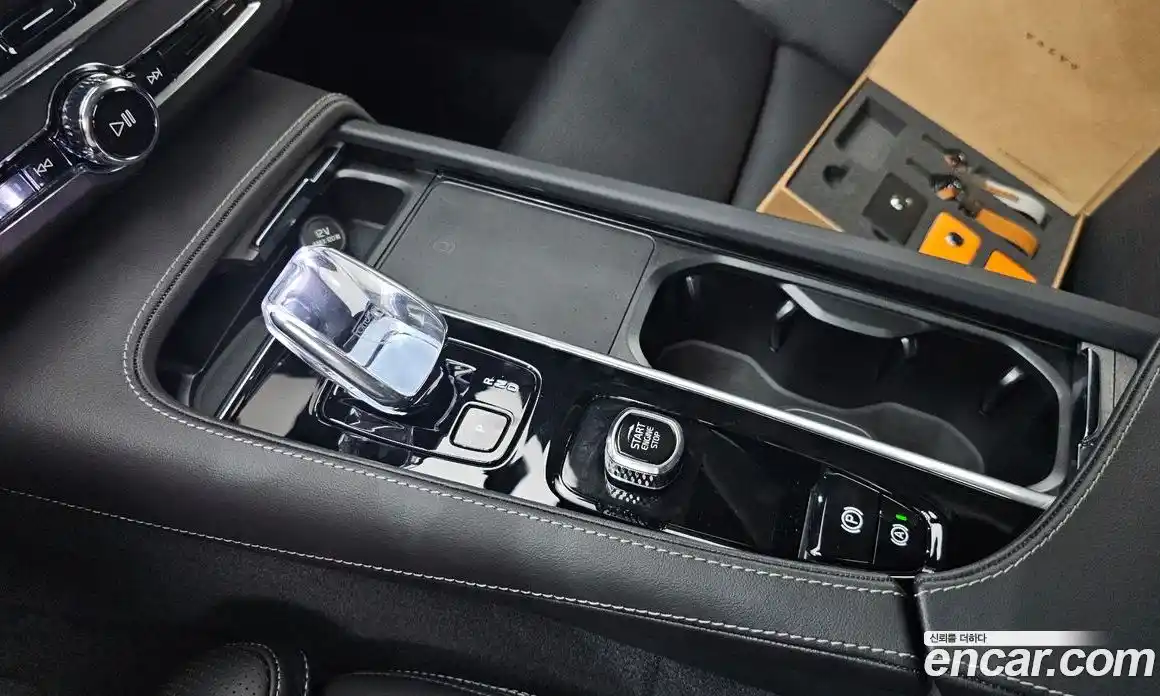 Volvo S90 2025 2.0 Автомат в Москве № 212759, фото 9