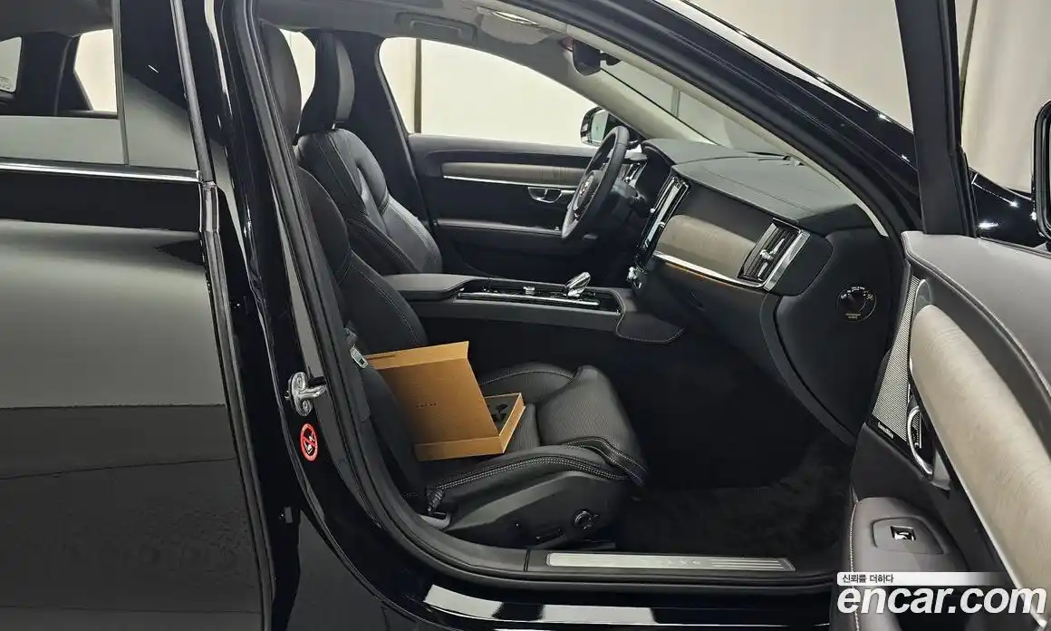 Volvo S90 2025 2.0 Автомат в Москве № 212759, фото 10