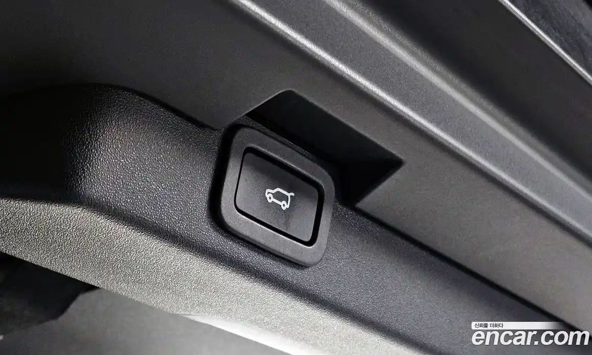 Land Rover Discovery 2018 3.0 Автомат в Москве № 213707, фото 20