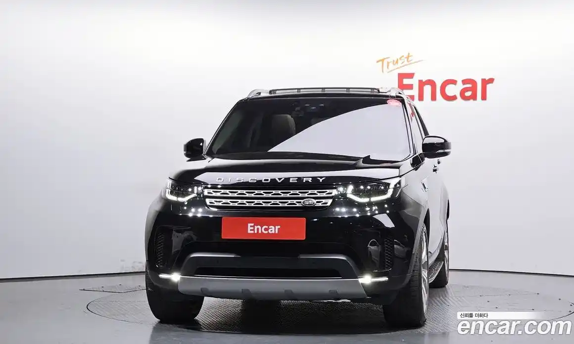 Land Rover Discovery 2018 3.0 Автомат в Москве № 213707, фото 3