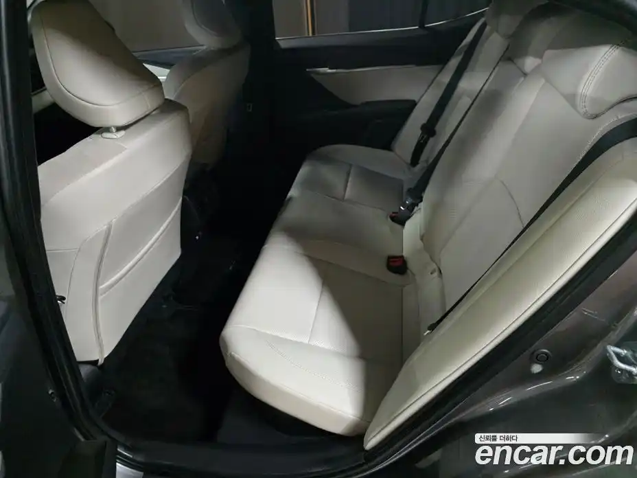 Toyota Camry 2025 2.5 Автомат в Москве № 215594, фото 6