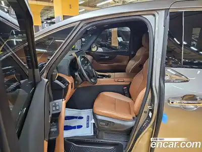 Toyota Alphard 2024 2.5 Автомат в Москве № 215630, миниатюра 7