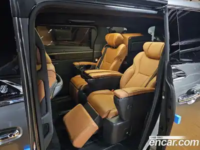 Toyota Alphard 2024 2.5 Автомат в Москве № 215630, миниатюра 8