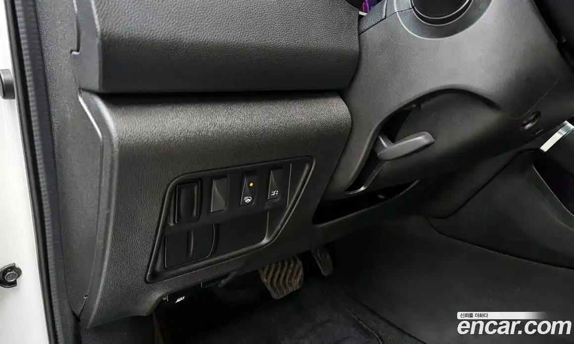 Renault QM6 2017 2.0 Автомат в Москве № 223576, фото 16