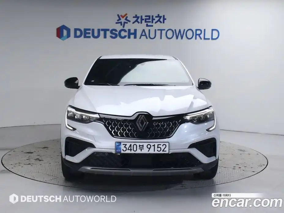 Renault Arkana 2025 1.6 Автомат в Москве № 227222, фото 3