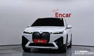 BMW iX 2023 0.3 Автомат в Москве № 228694, миниатюра 3